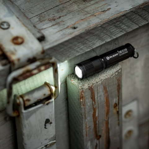 Olight Latarka LED I3E EOS BK 90lm